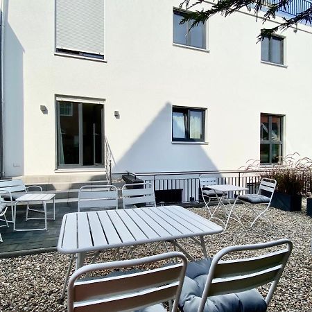 Modernes Apartment, Terrasse Und Garten Am Lilienthalpark Im Suedwesten Berlins Berlim Exterior foto
