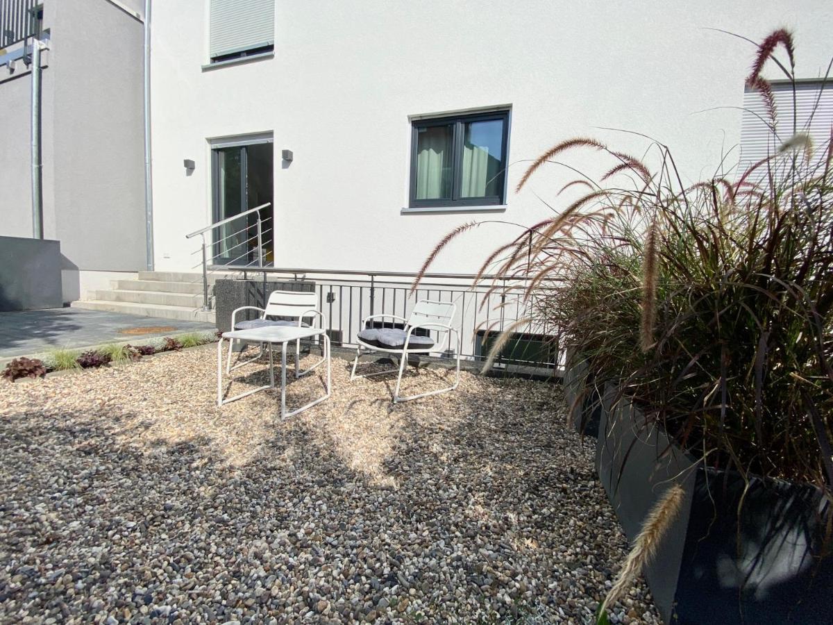 Modernes Apartment, Terrasse Und Garten Am Lilienthalpark Im Suedwesten Berlins Berlim Exterior foto